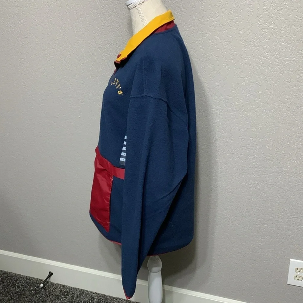 Levi’s Fleece Pull Over M